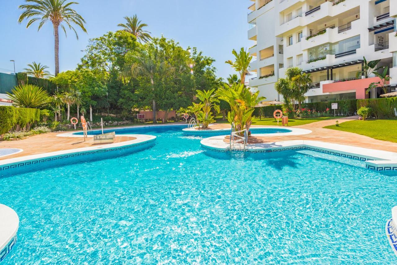 Modern In Medina Garden - Puerto Banus Apartment Marbella